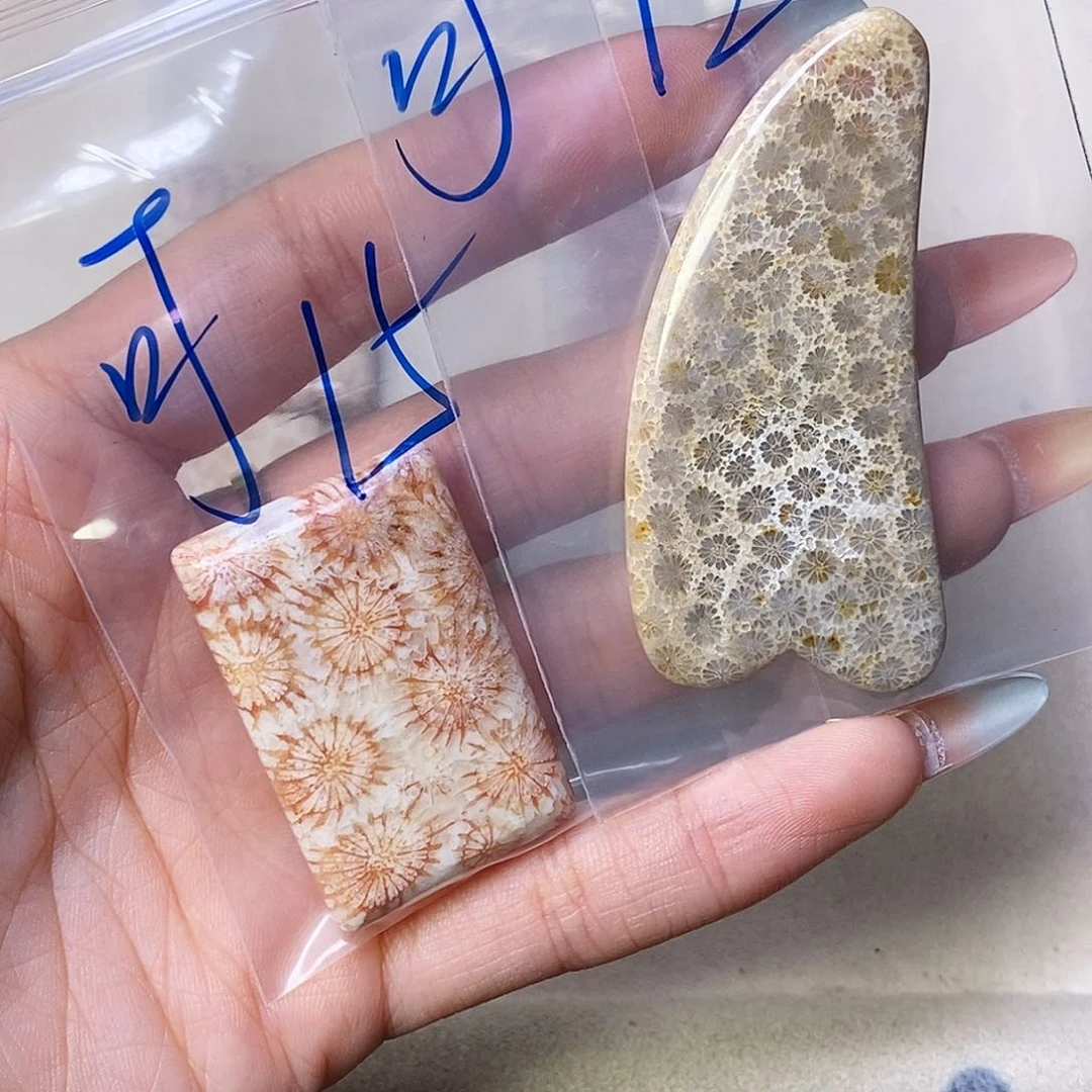 查罗石合金颈饰可*！