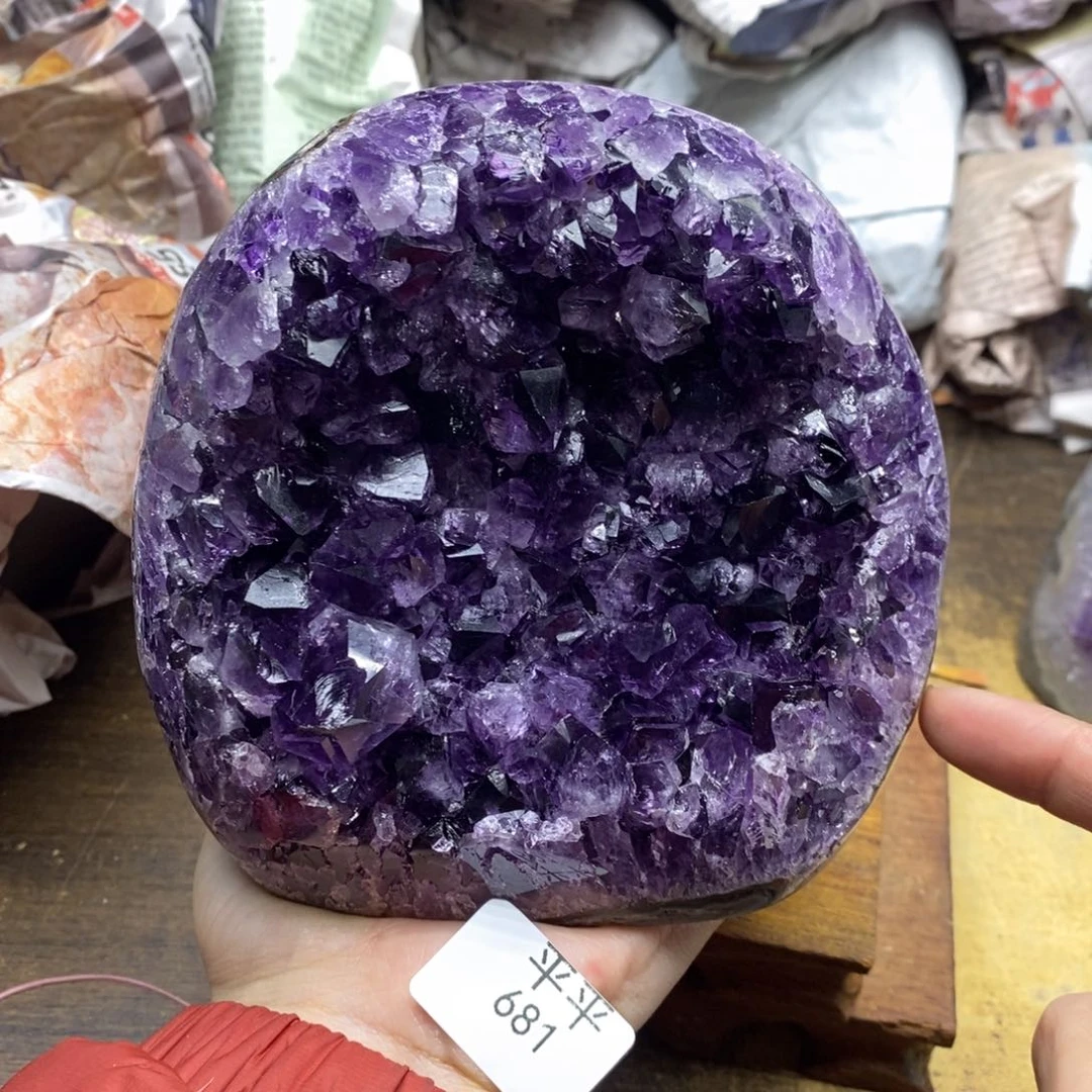 紫晶乌拉圭未镶嵌