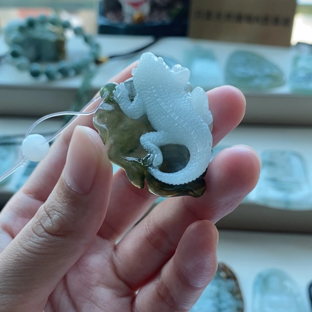 【闪购商品】颈饰未镶嵌翡翠天然缅甸A货翡翠