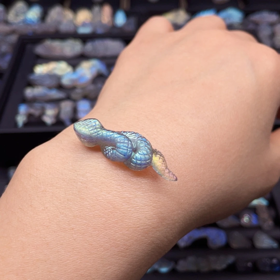 长石颈饰未镶嵌果*客户要求线圈