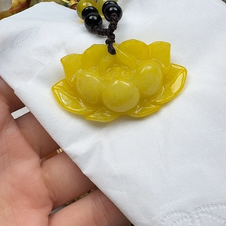 翡翠9K金镶嵌颈饰翡翠
