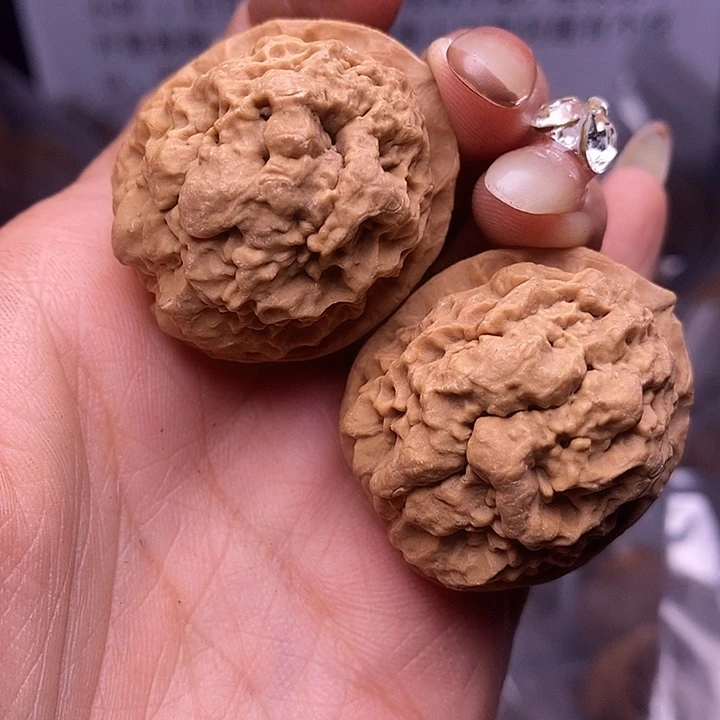 核桃云南野生铁核桃106号37mm