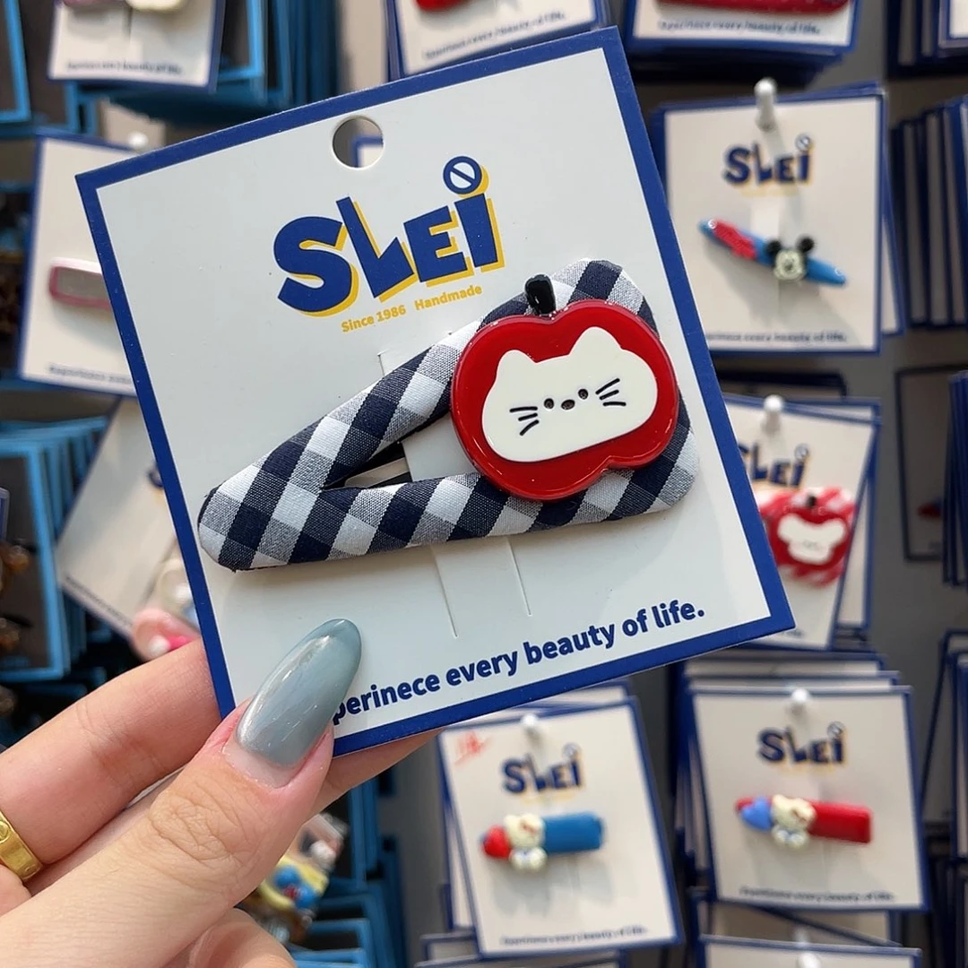 树脂非金属蓝格苹果猫