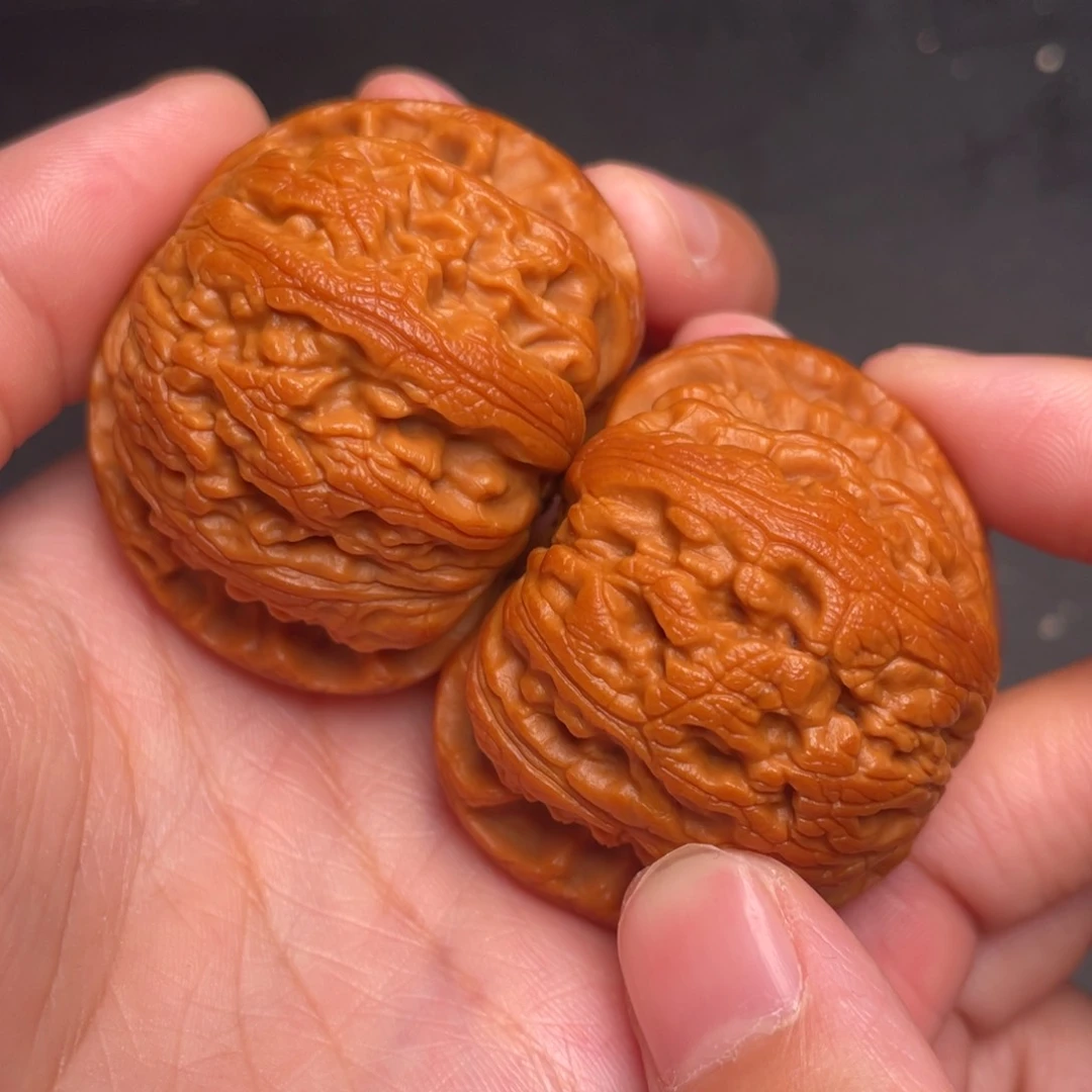 秦岭野生文玩核桃