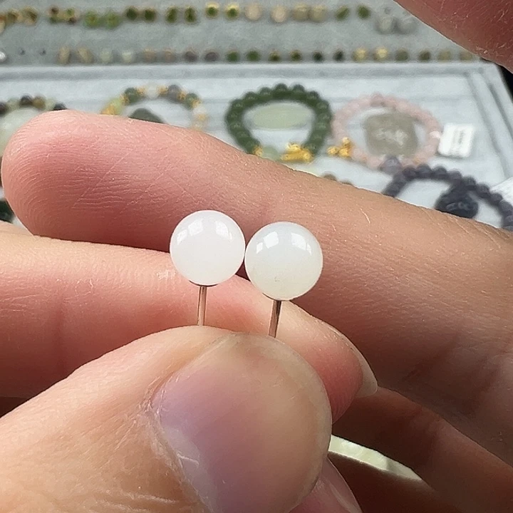 和田玉未镶嵌珠宝半成品