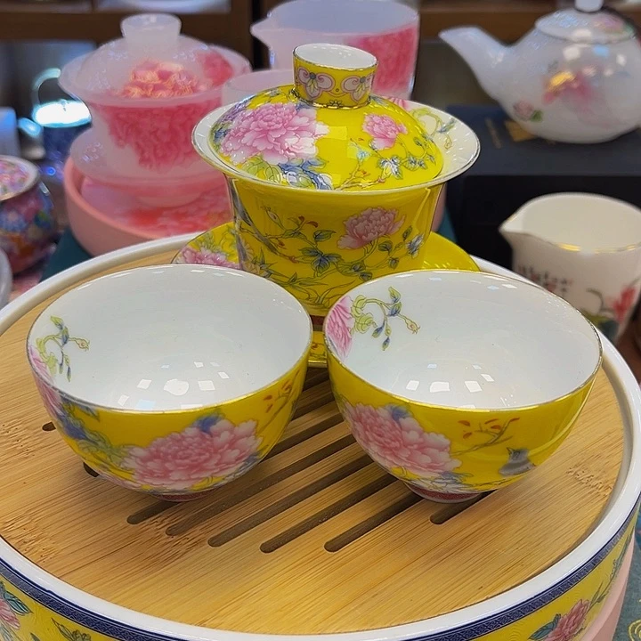 段泥茶杯旅途呜呜图源自于中央音乐学院