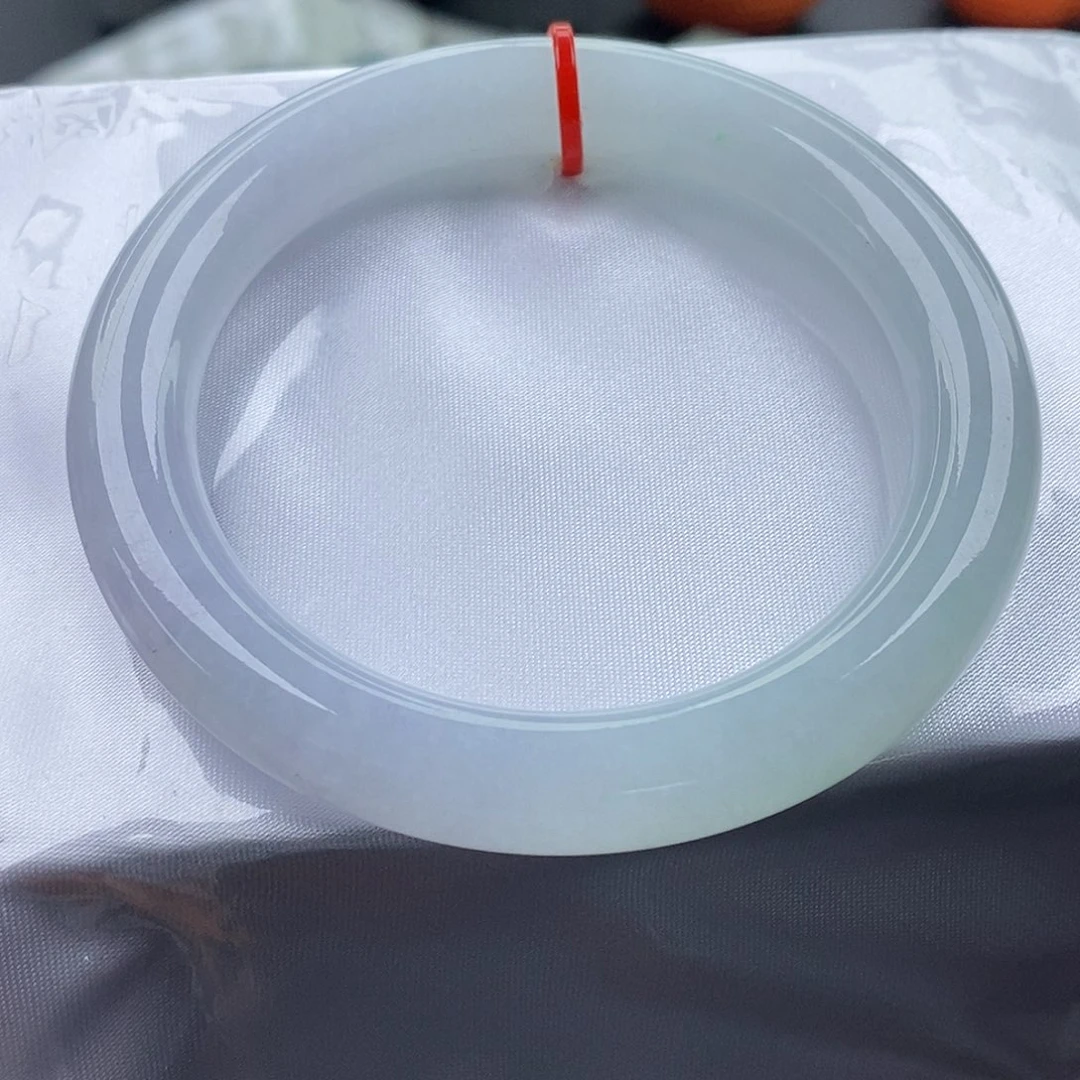 翡翠未镶嵌手镯（圆镯）5657圈