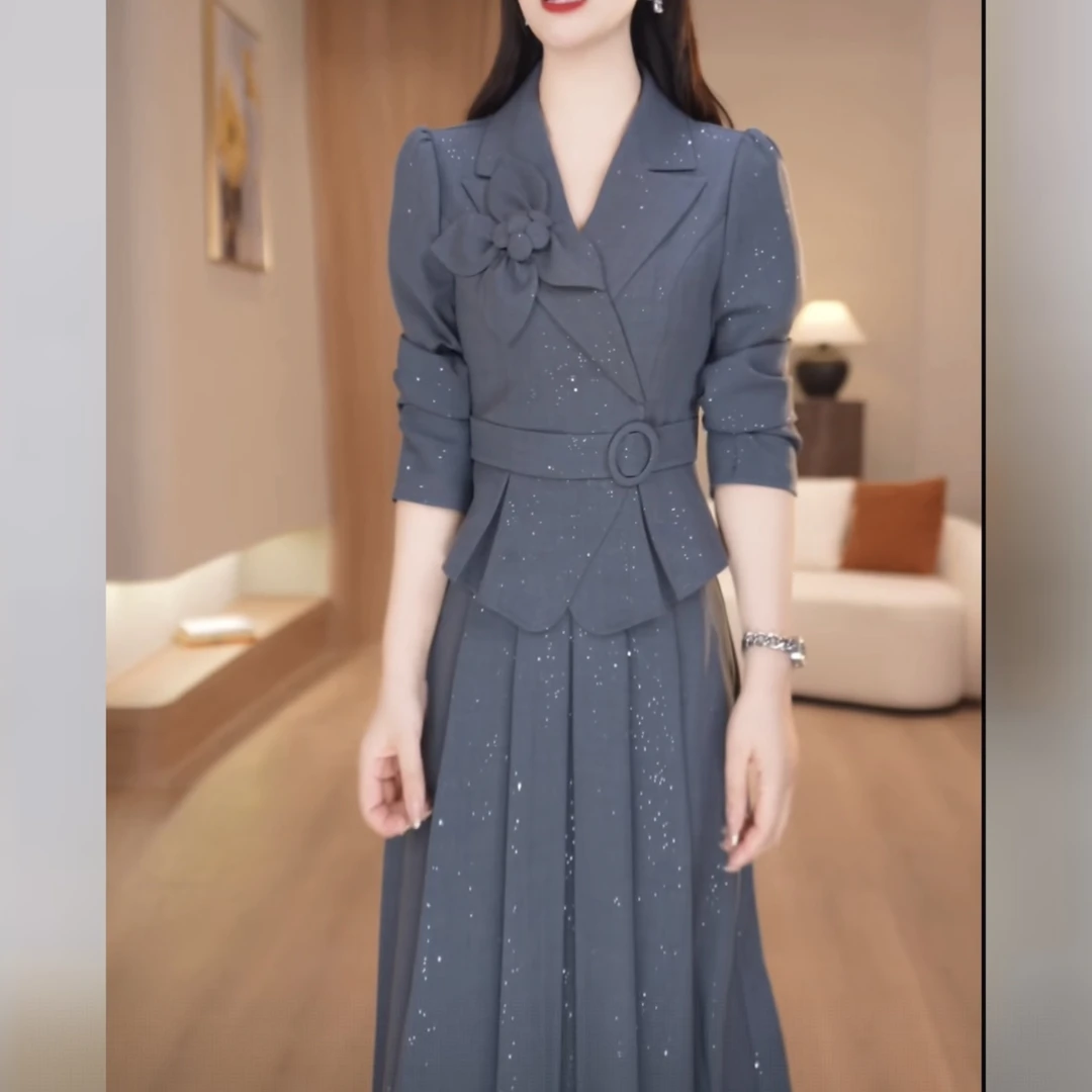 【上衣+半身裙】2025秋季新款优雅时尚修身显白中长款两件套裙