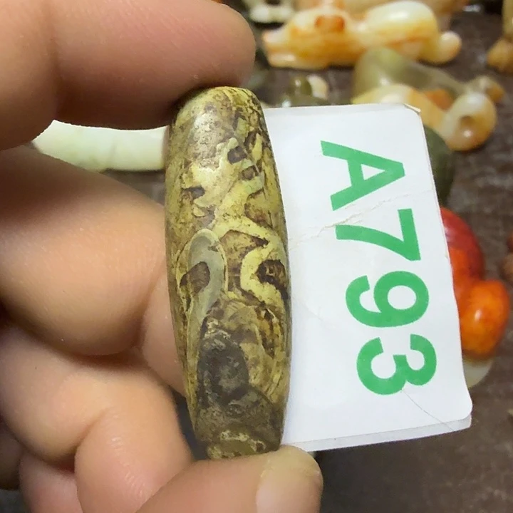 未镶嵌颈饰玛瑙/玉髓
