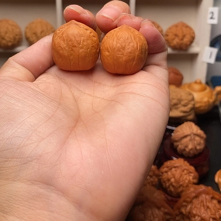 吊坠文玩核桃方蟾