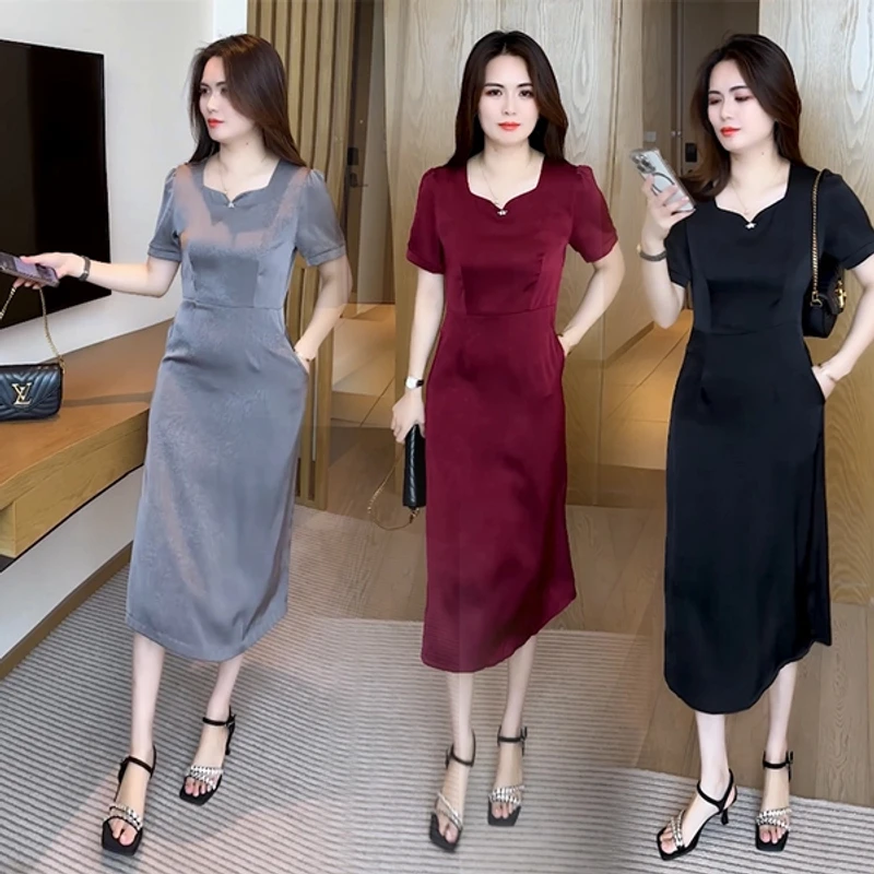 2025夏季新款休闲时尚穿搭气质显瘦遮肉时尚洋气减龄舒适连衣裙