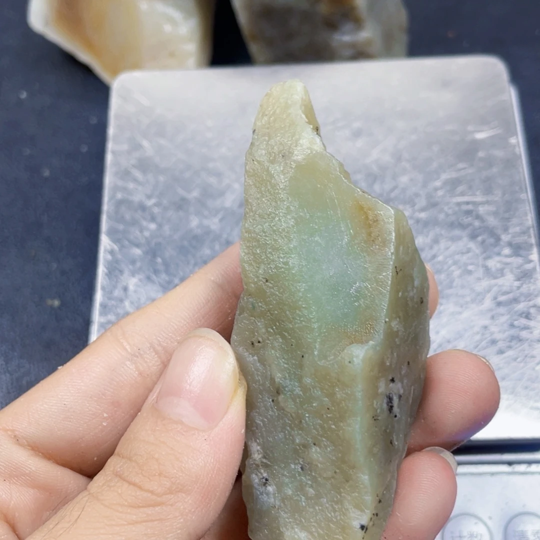 未镶嵌和田玉珠宝半成品