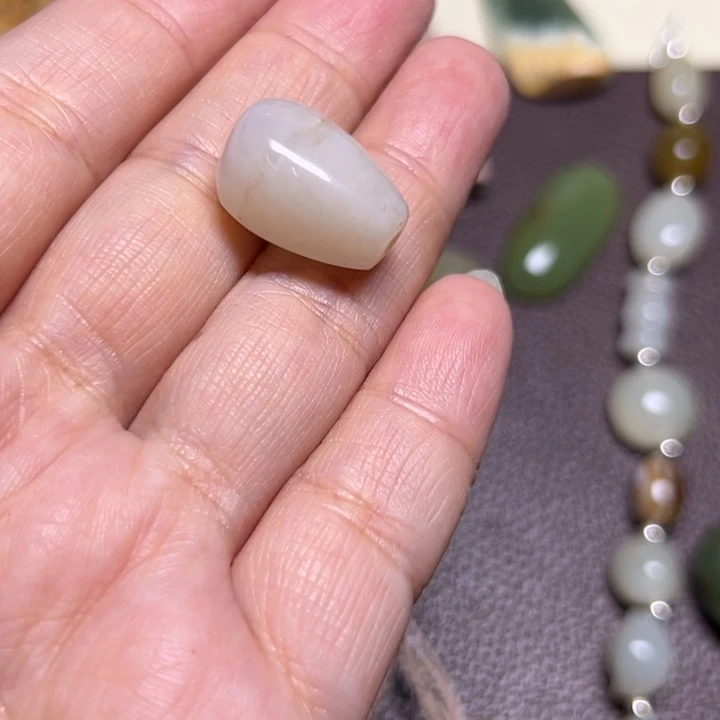 岫岩河磨玉（透闪石质玉）未镶嵌颈饰