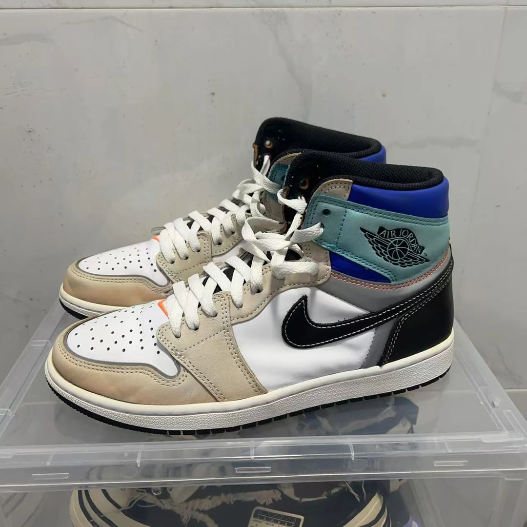 Nike AJ1 拼接 42.5码休闲鞋