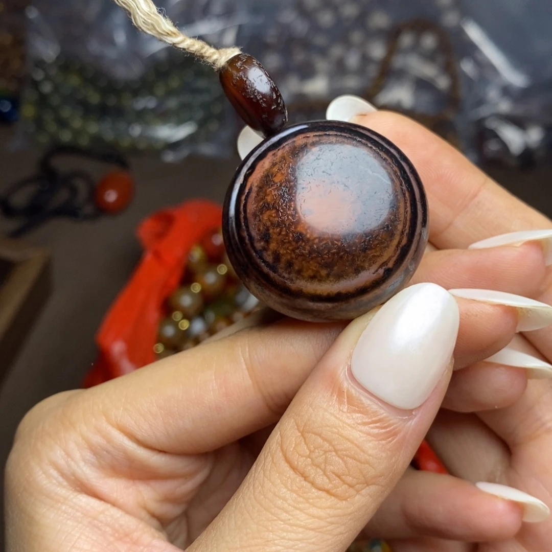 未镶嵌颈饰玛瑙/玉髓