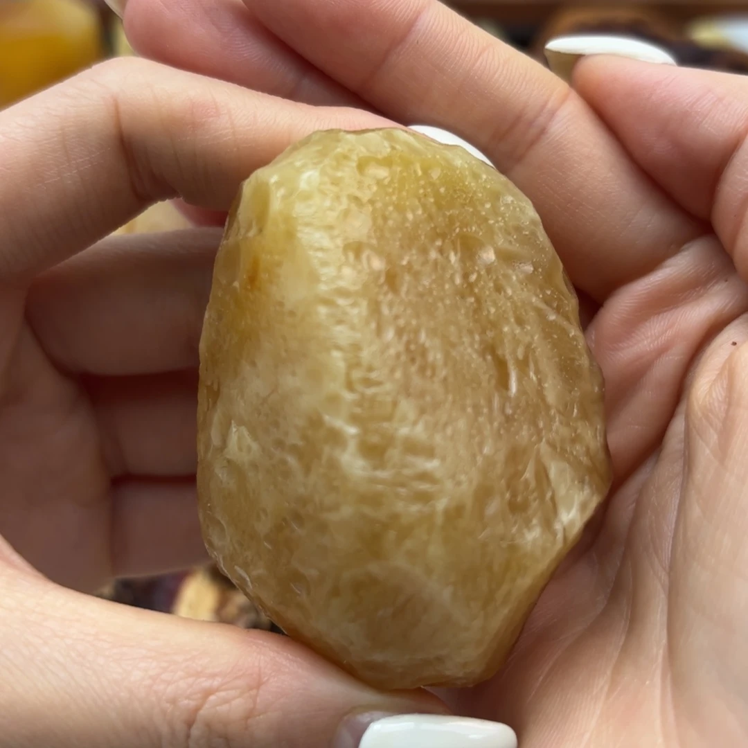 品***。定制琥珀未镶嵌不退不换