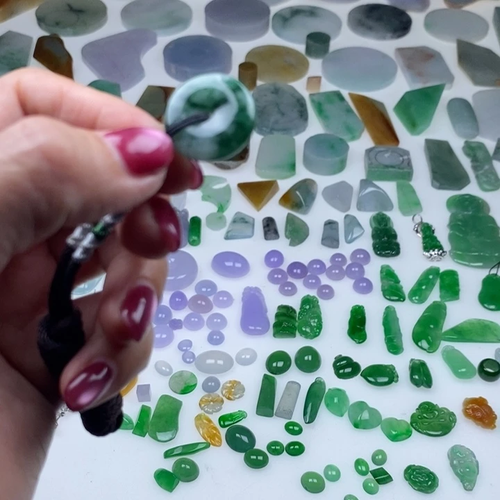 翡翠未镶嵌挂件天然翡翠