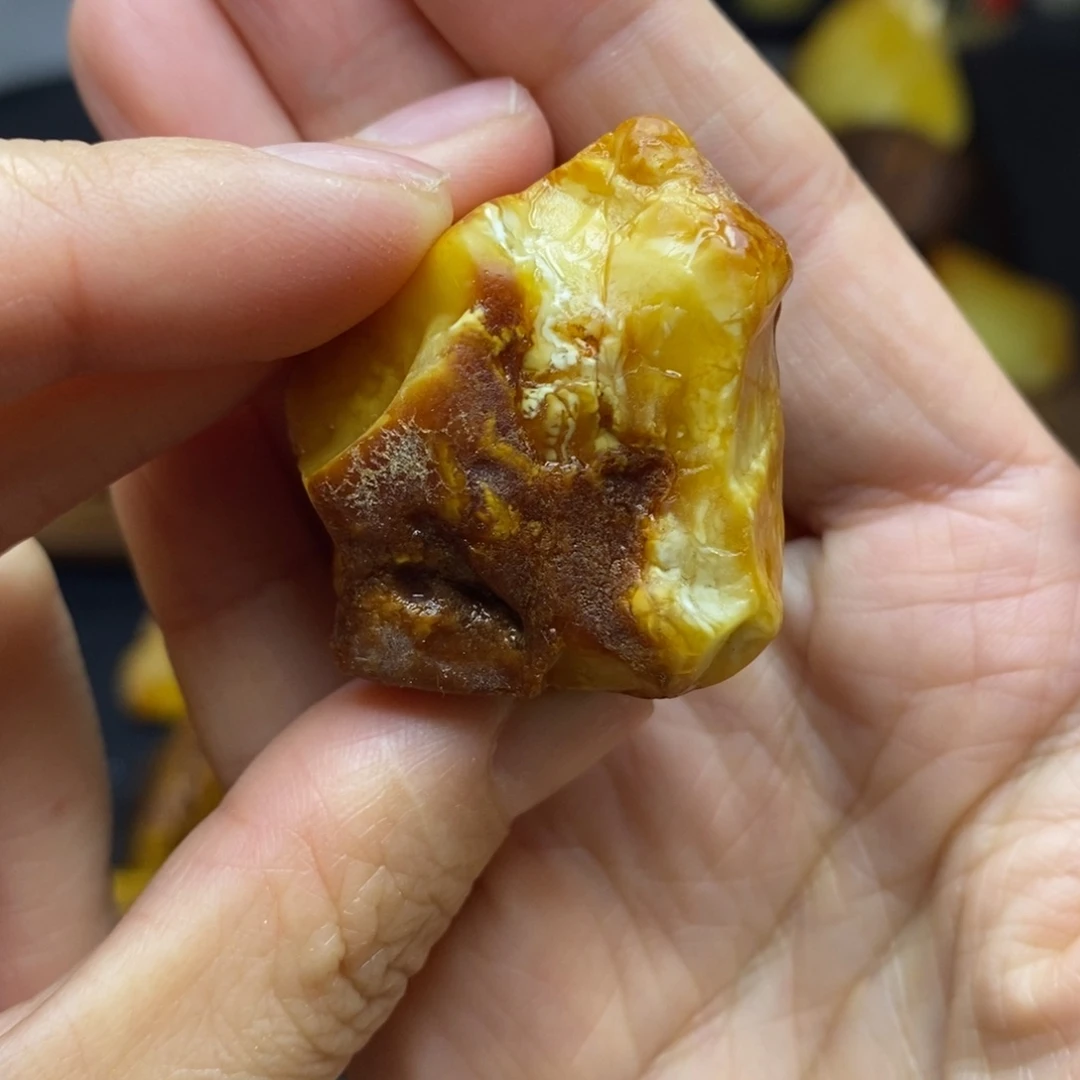 定制琥珀未镶嵌米****南胖