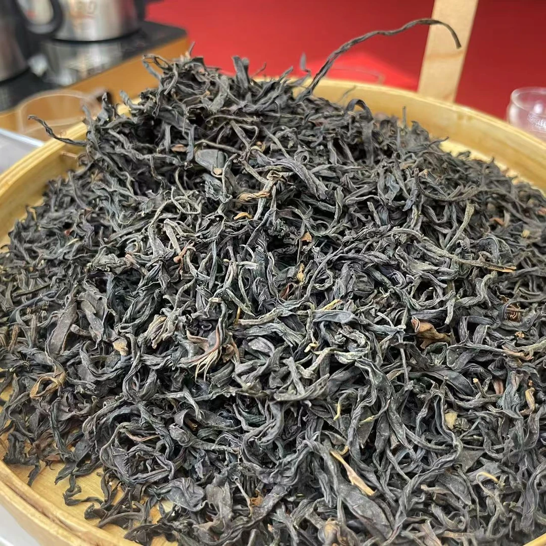 2010年 冰岛老寨  普洱茶生茶 散茶 250g