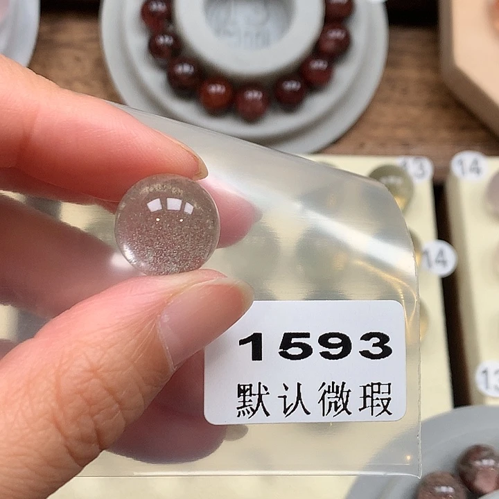 阿***一吊坠(不含链)未镶嵌水晶