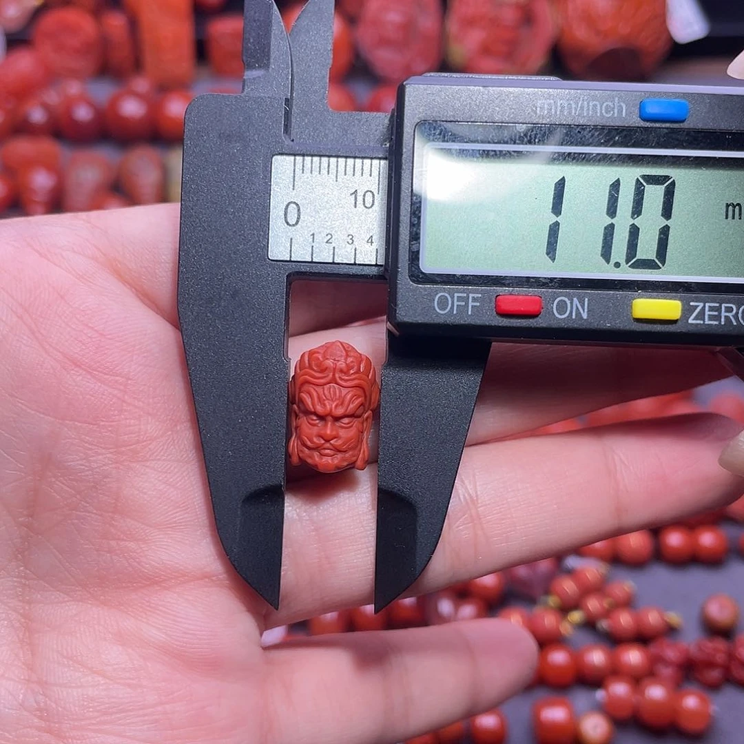 南红玛瑙配饰未镶嵌