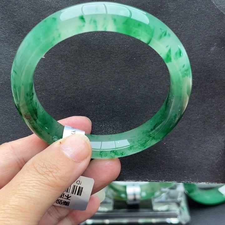 石英质玉未镶嵌手镯60