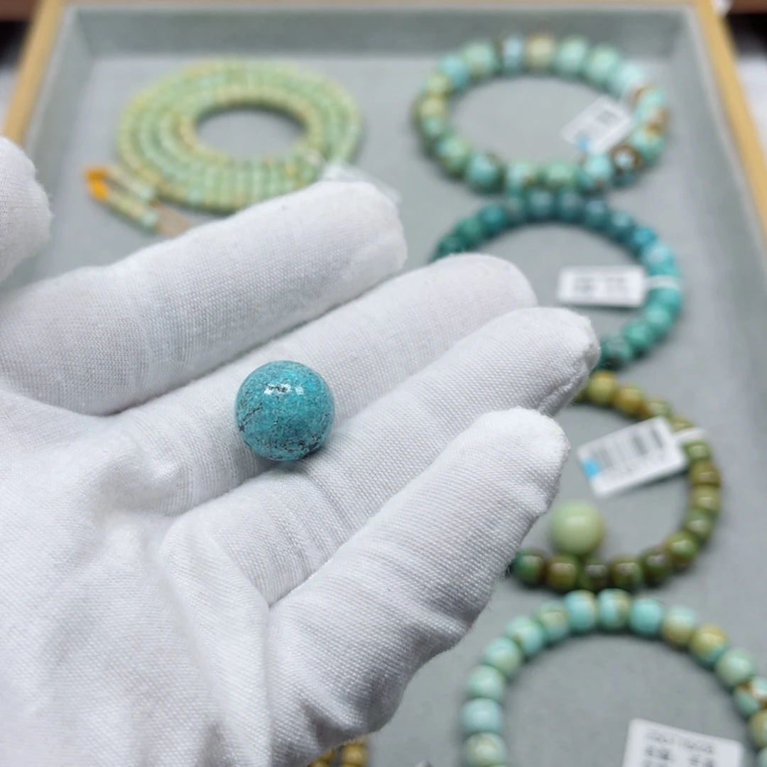 绿松石未镶嵌挂件