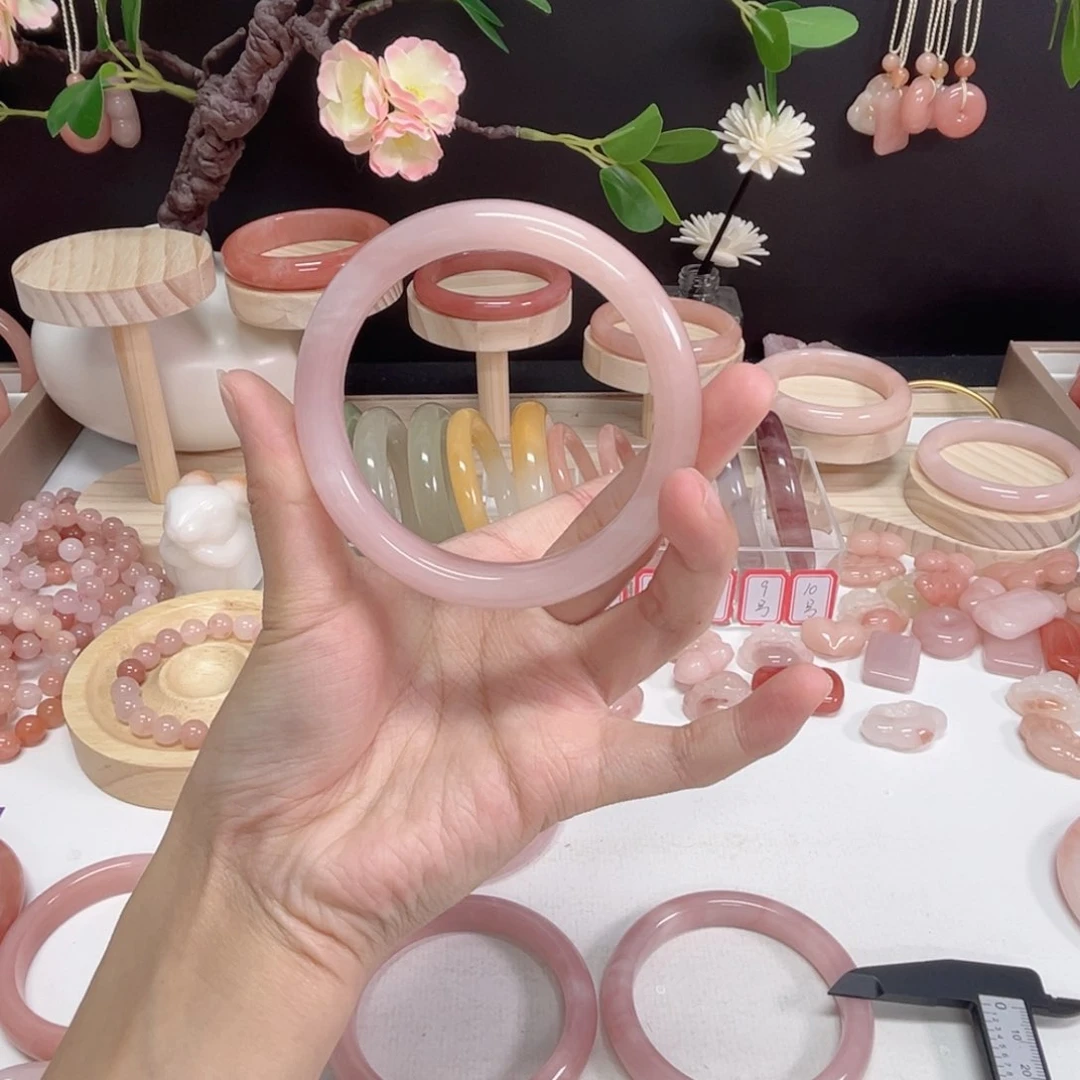 未镶嵌手镯石英质玉抓****华