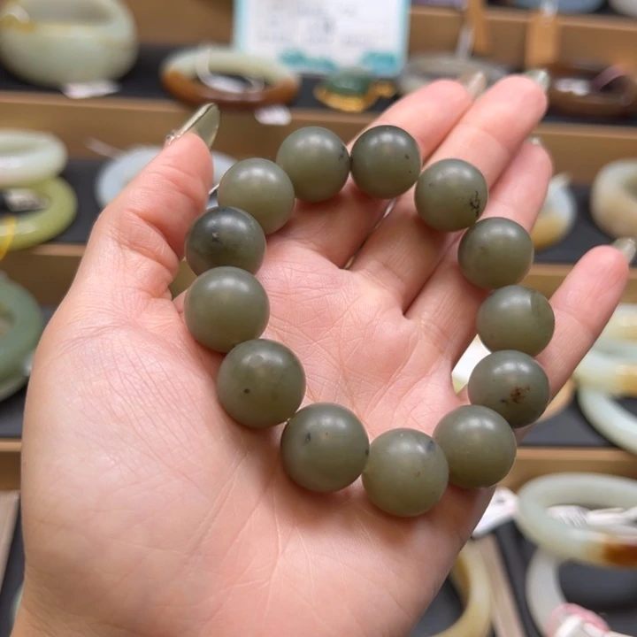 和田玉（糖玉）未镶嵌手链