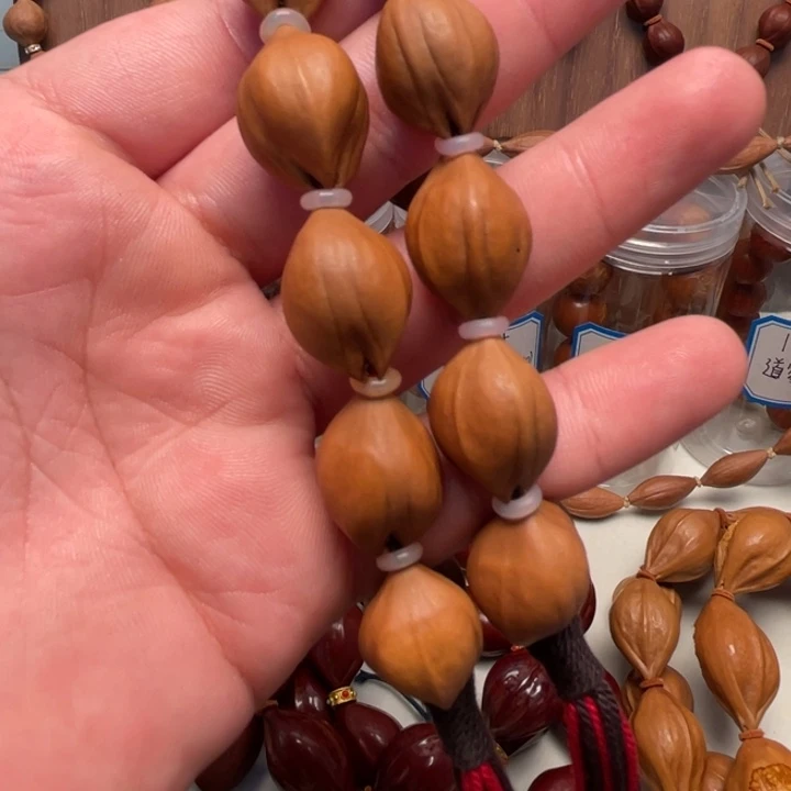 橄榄核手串/手链1.5三面直心鹰嘴