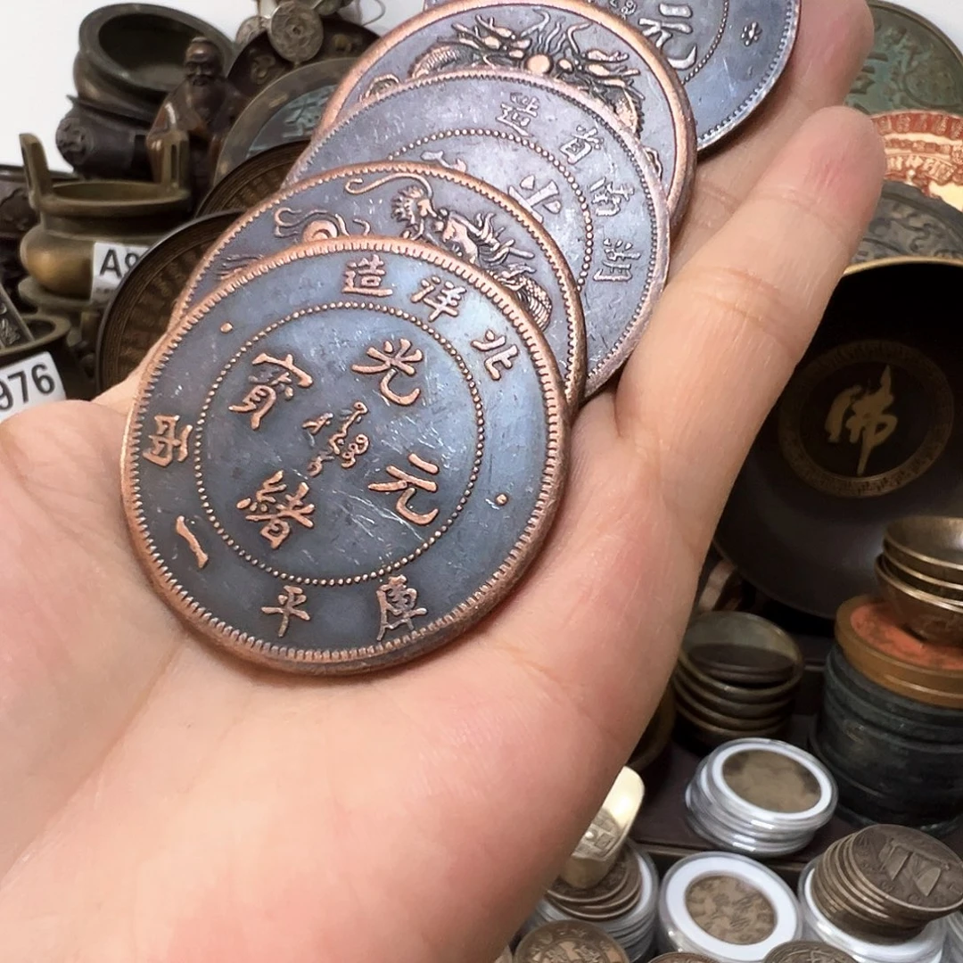 金属复古风格摆件