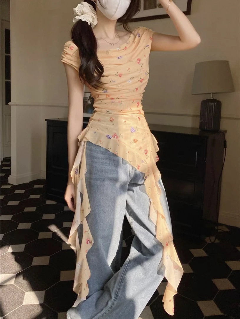 【柒柒家】夏天爆款一字肩碎花设计感不规则飘带独特绝美小上衣