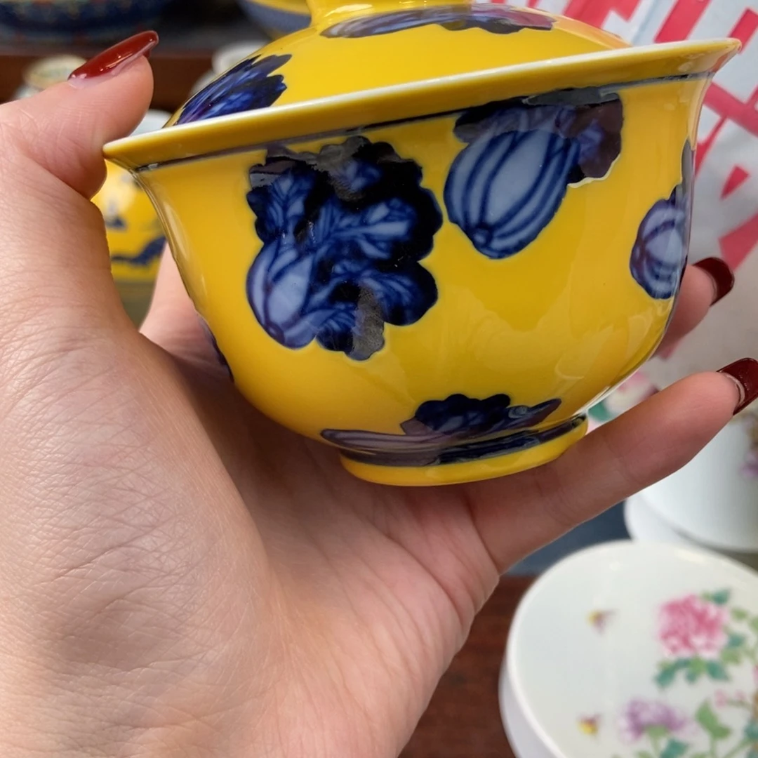 陶瓷艺术家的作品是一