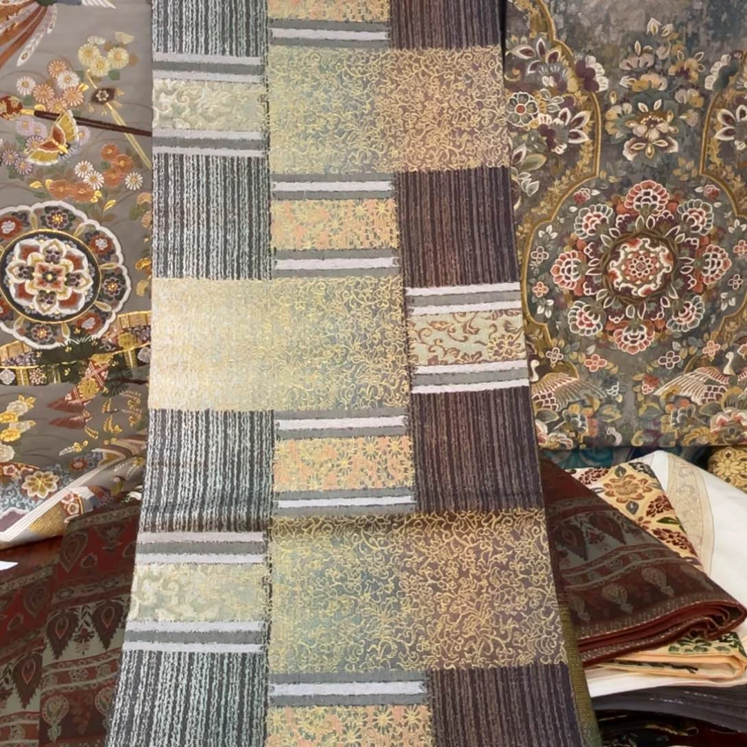 用***9织绣织锦等多种工艺
