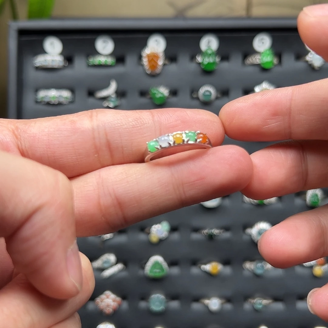 鹤***.翡翠银S925镶嵌戒指