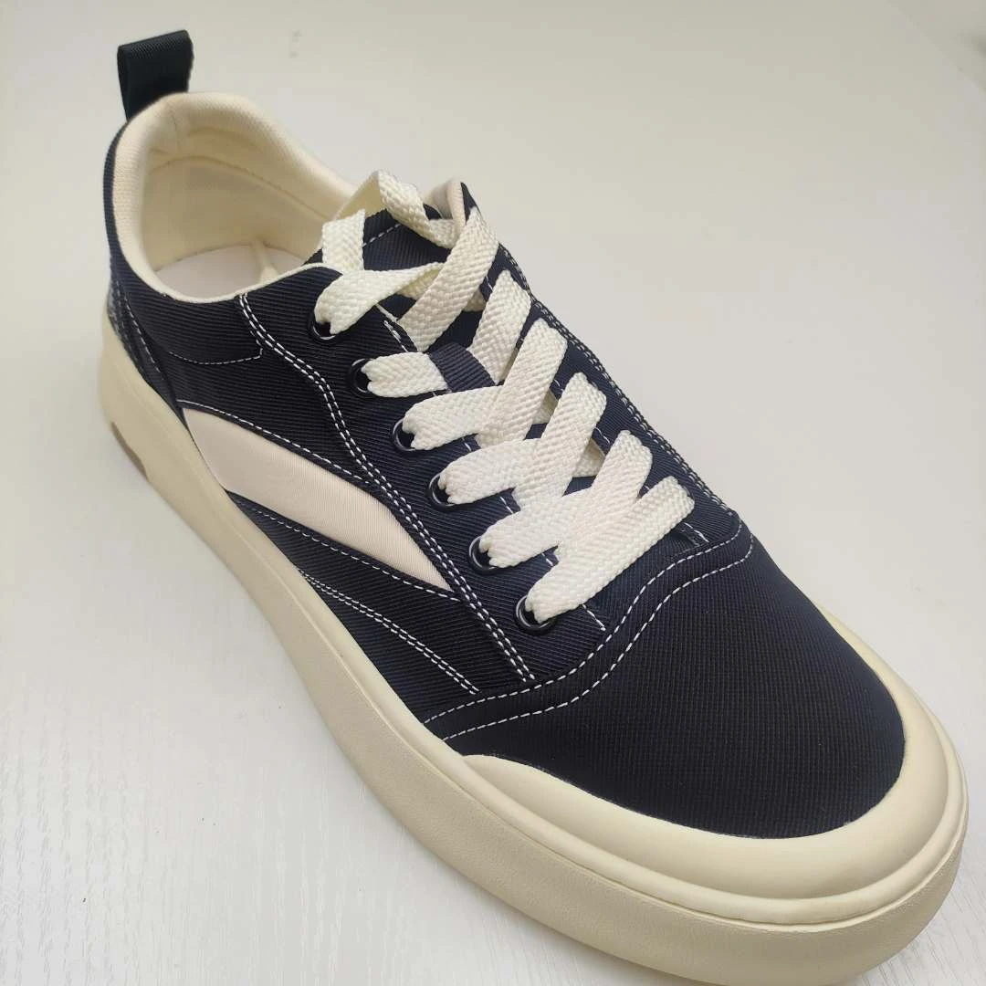 【E229】甄选男鞋推荐 L69552511  时尚百搭 潮流舒适男款