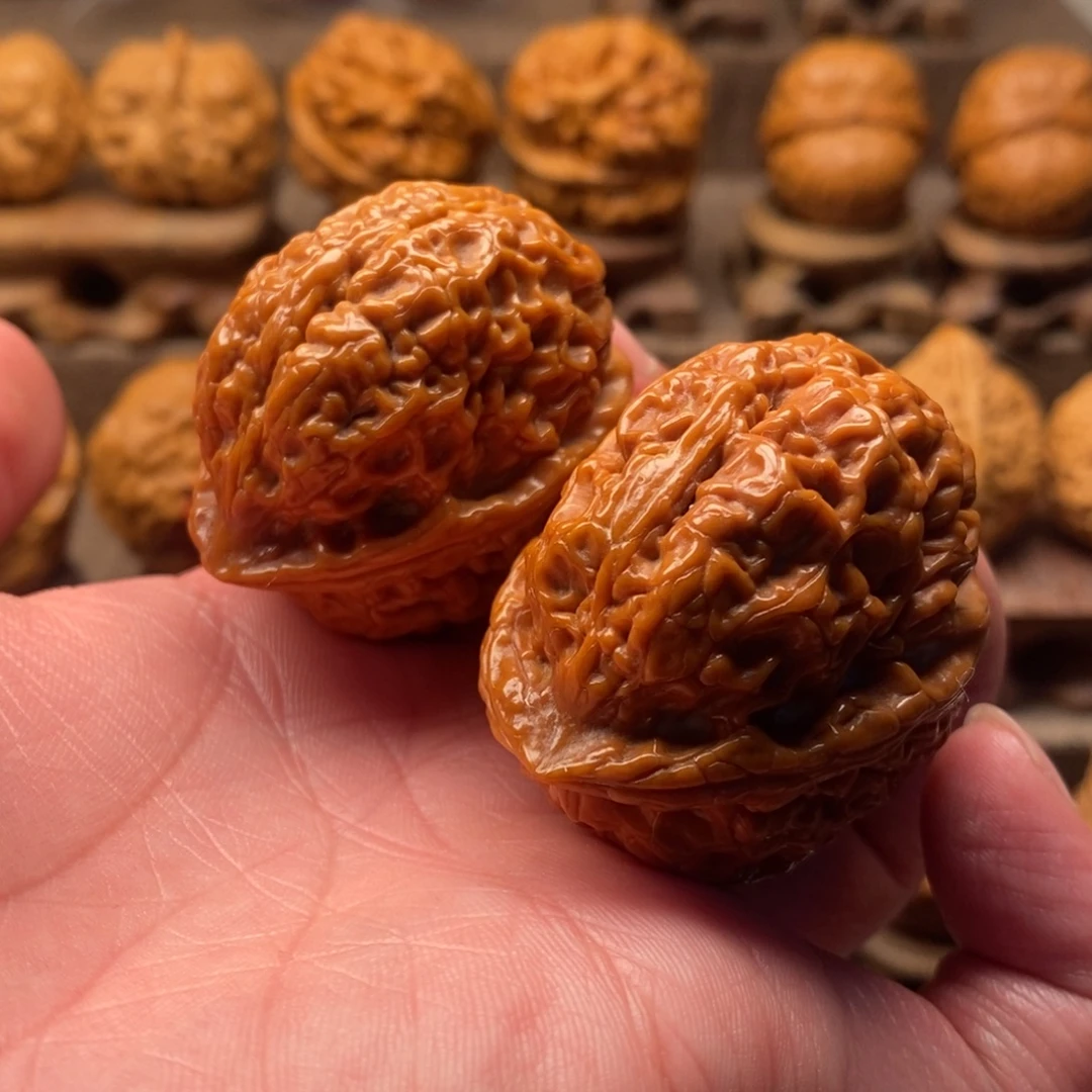 文玩核桃把件穿山甲42尺寸