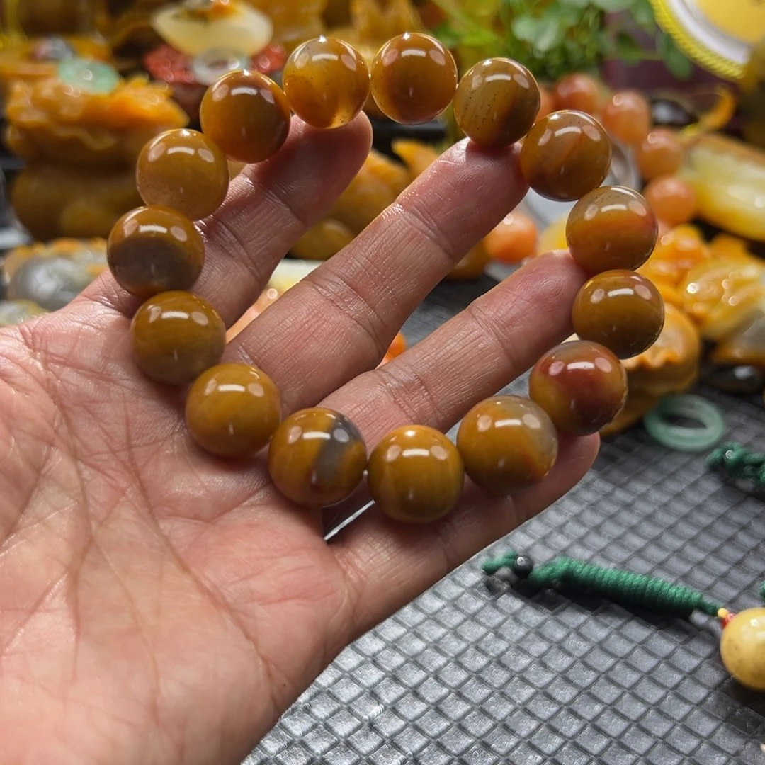 石英质玉未镶嵌颈饰