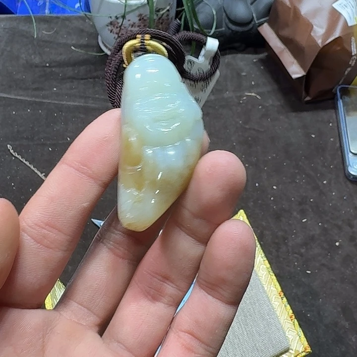 未镶嵌和田玉车挂