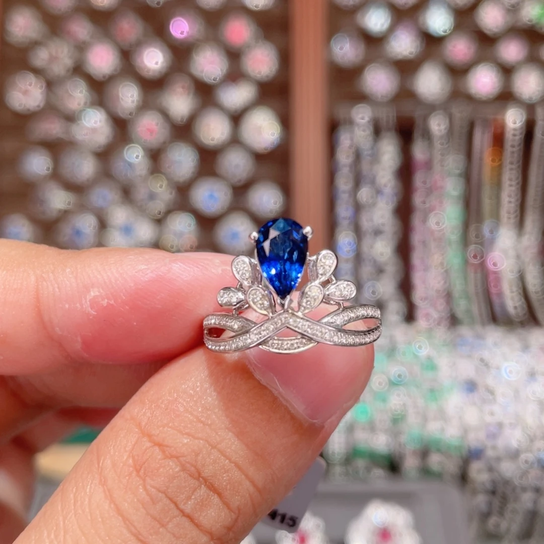 戒指蓝宝石18K金镶嵌1.37ct