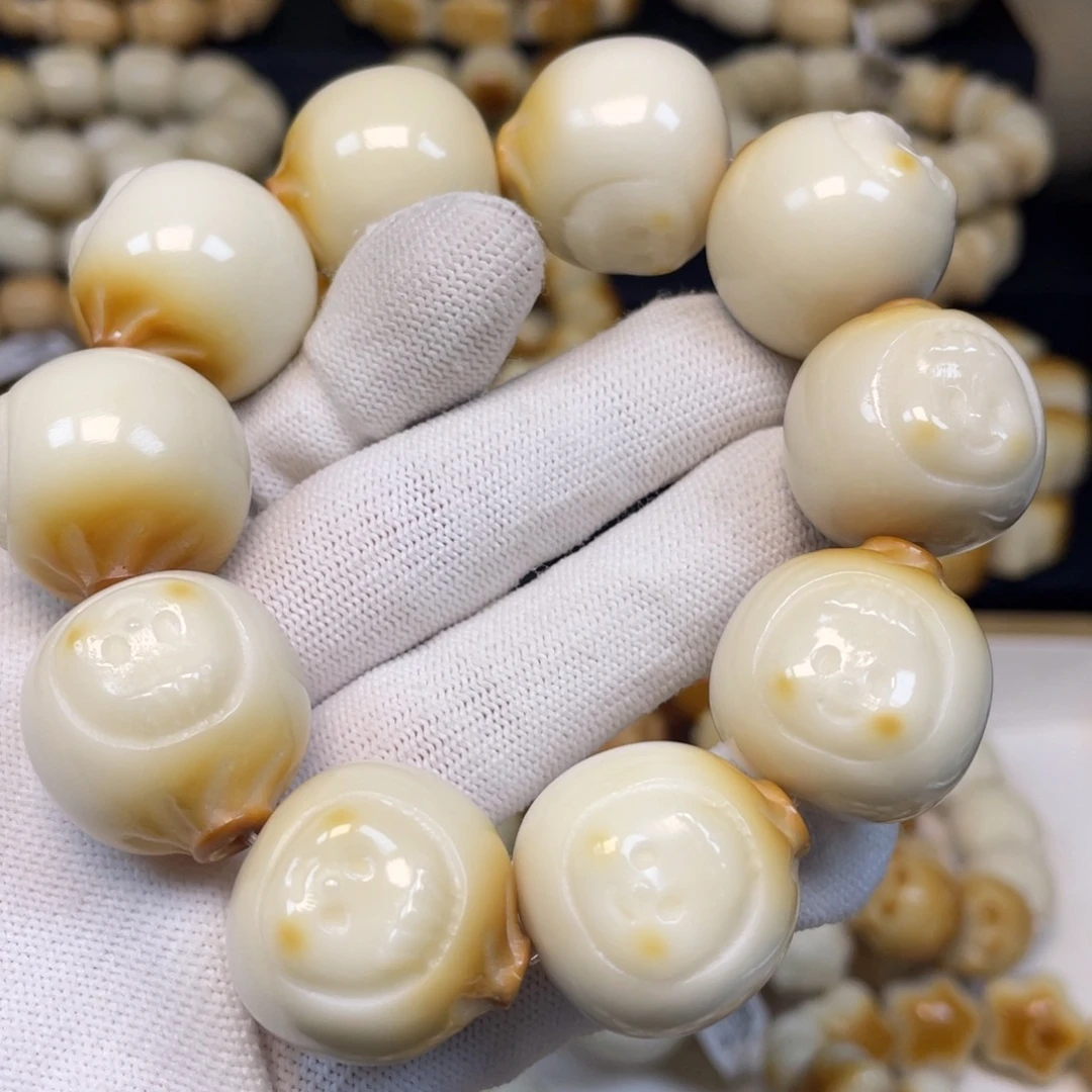 吊坠菩提根/象牙果103包子多妹瑕疵