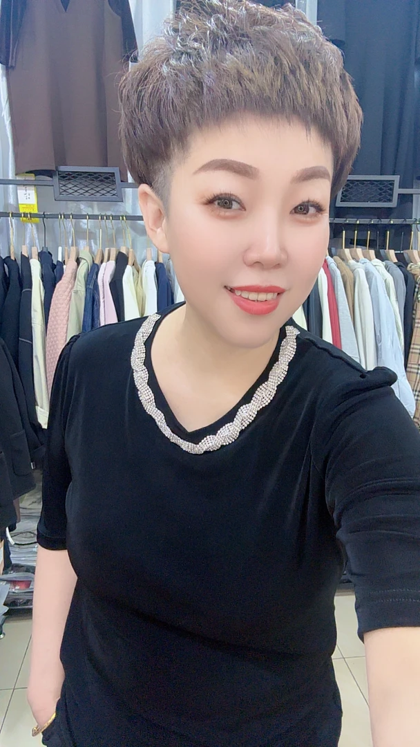 黑色醋酸百搭款弹力链条小衫~100斤~170斤