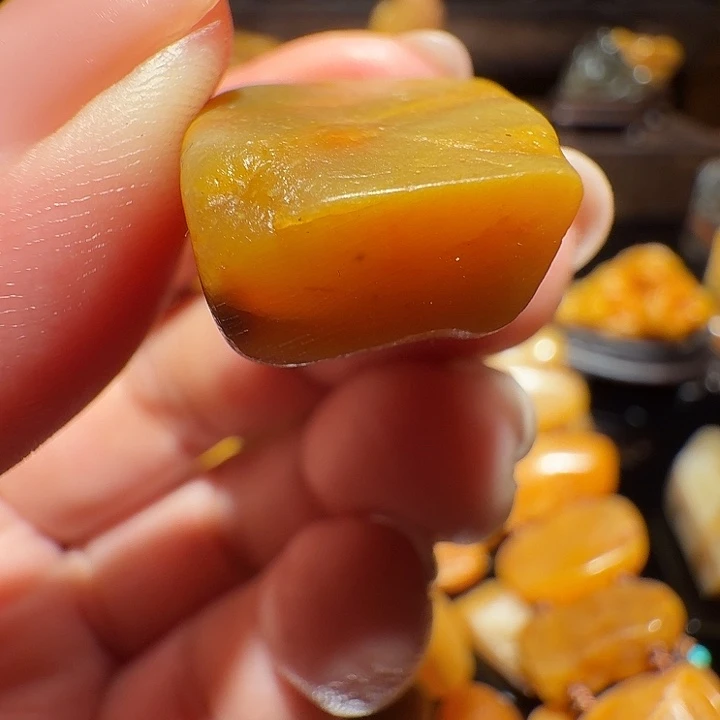 寿山石印石手串田黄