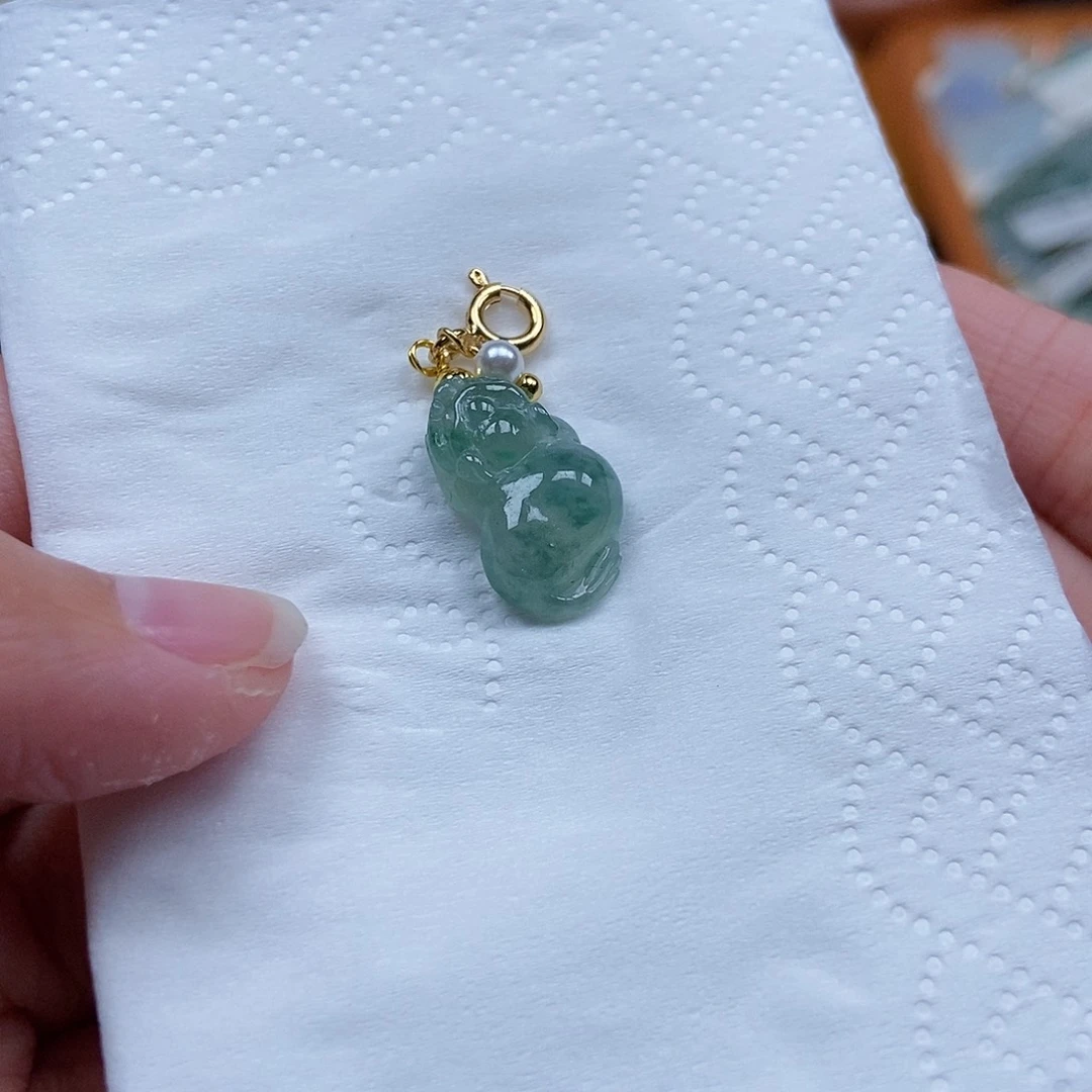 未镶嵌挂件翡翠闪