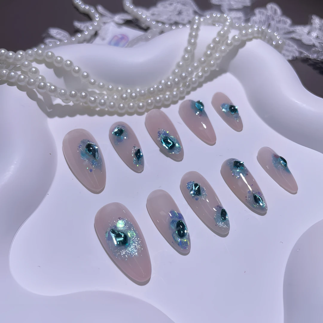 A1598『瑰宝炫蓝』精美闪耀大亮片钻饰纯手工制作穿戴甲