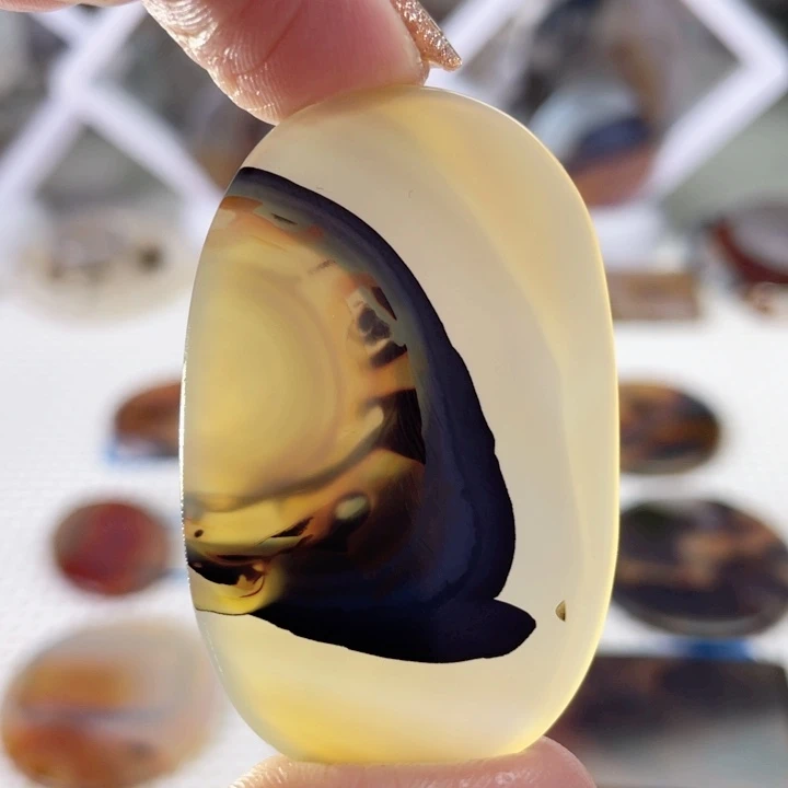 玛瑙/玉髓颈饰合金