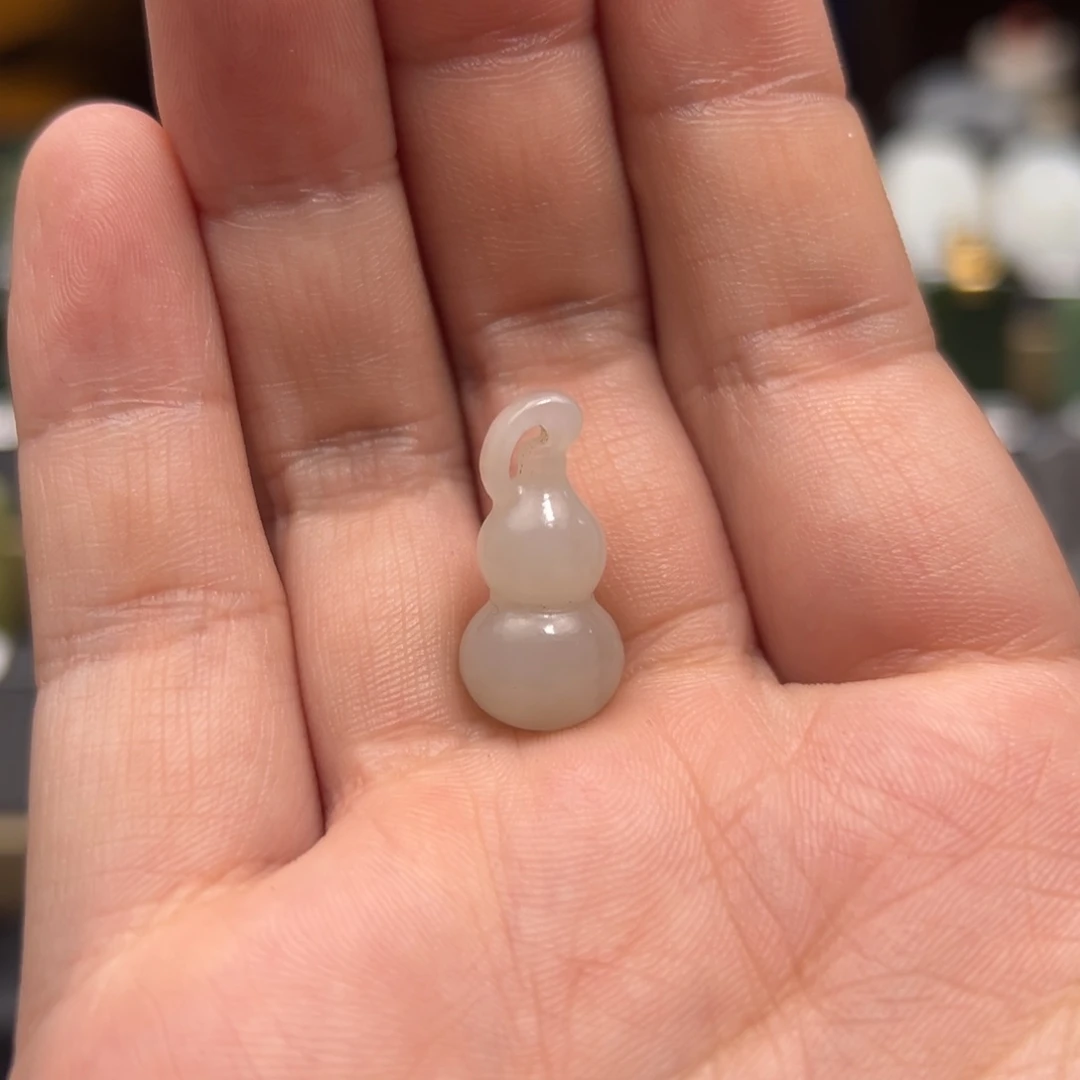 幸***头和田玉未镶嵌挂件