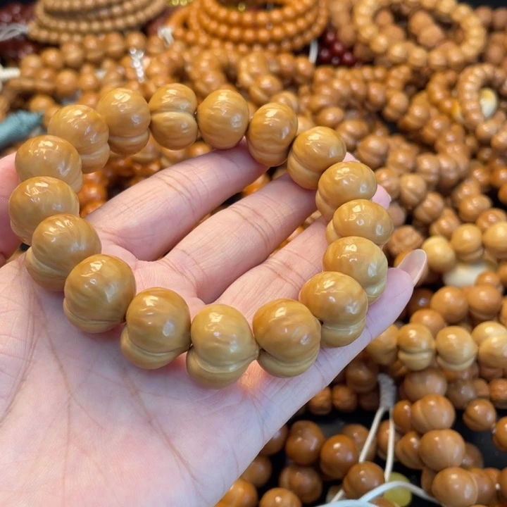 猴头核桃吊坠微暇屁桃17m