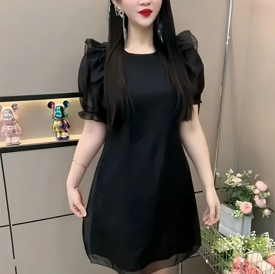 连衣裙显瘦气质时尚夏季小黑裙遮肉设计感