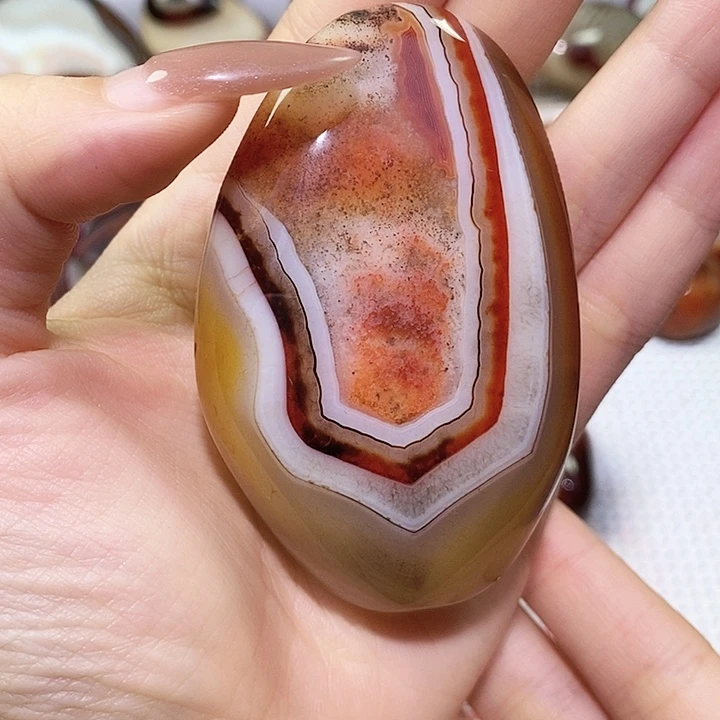 庆***玛瑙/玉髓未镶嵌珠宝奇石